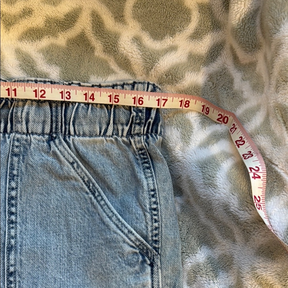NWOT - Maurices Blue Jean Shorts Classic Denim Style - Picture 5 of 6